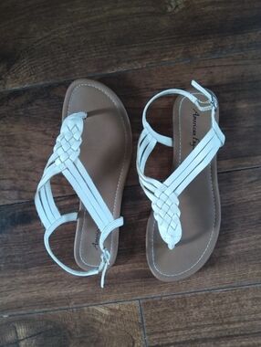 American Eagle White Braided T-Strap Sandals